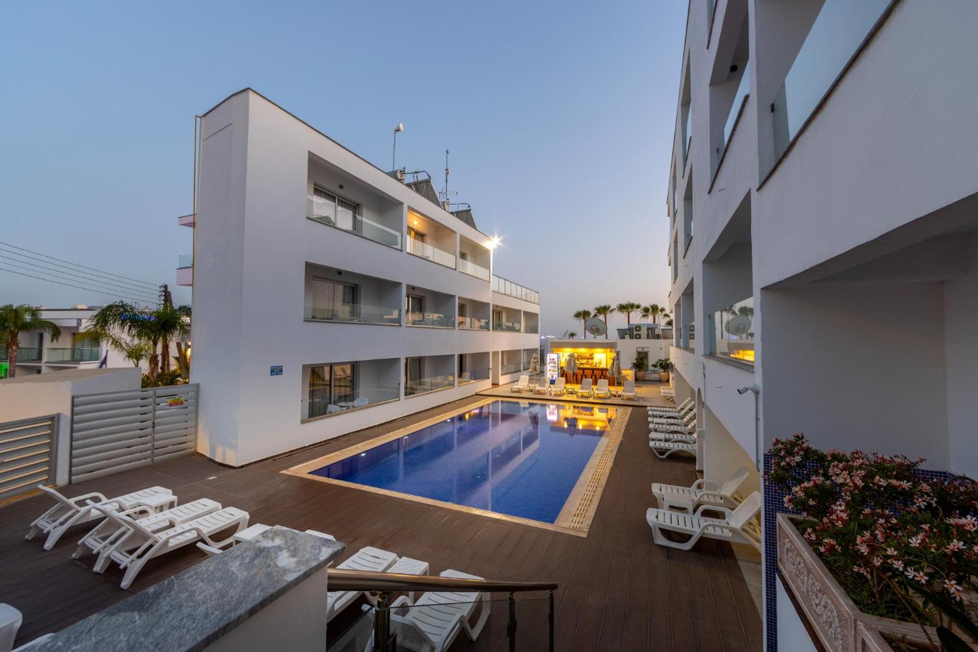Milea Hotel Ayia Napa Exterior photo